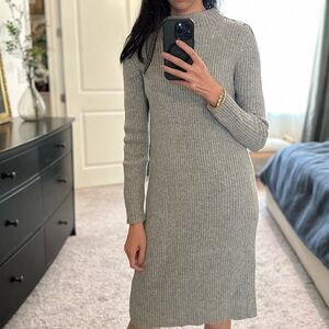 Uniqlo Gray Ribbed Midi Dress